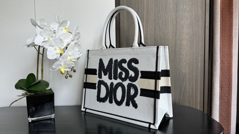chr1st1an D10r shopping bags